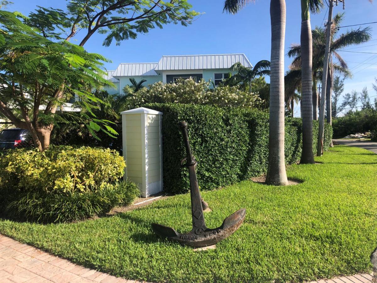 Villa Dolphin Cove (Adults Only) Freeport Exterior foto