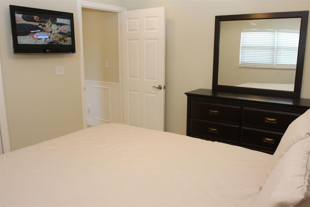 Villa Dolphin Cove (Adults Only) Freeport Exterior foto